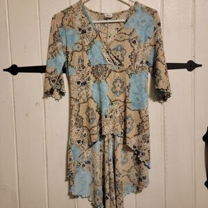 April Blouse High/Low Short Sleeve Size XL